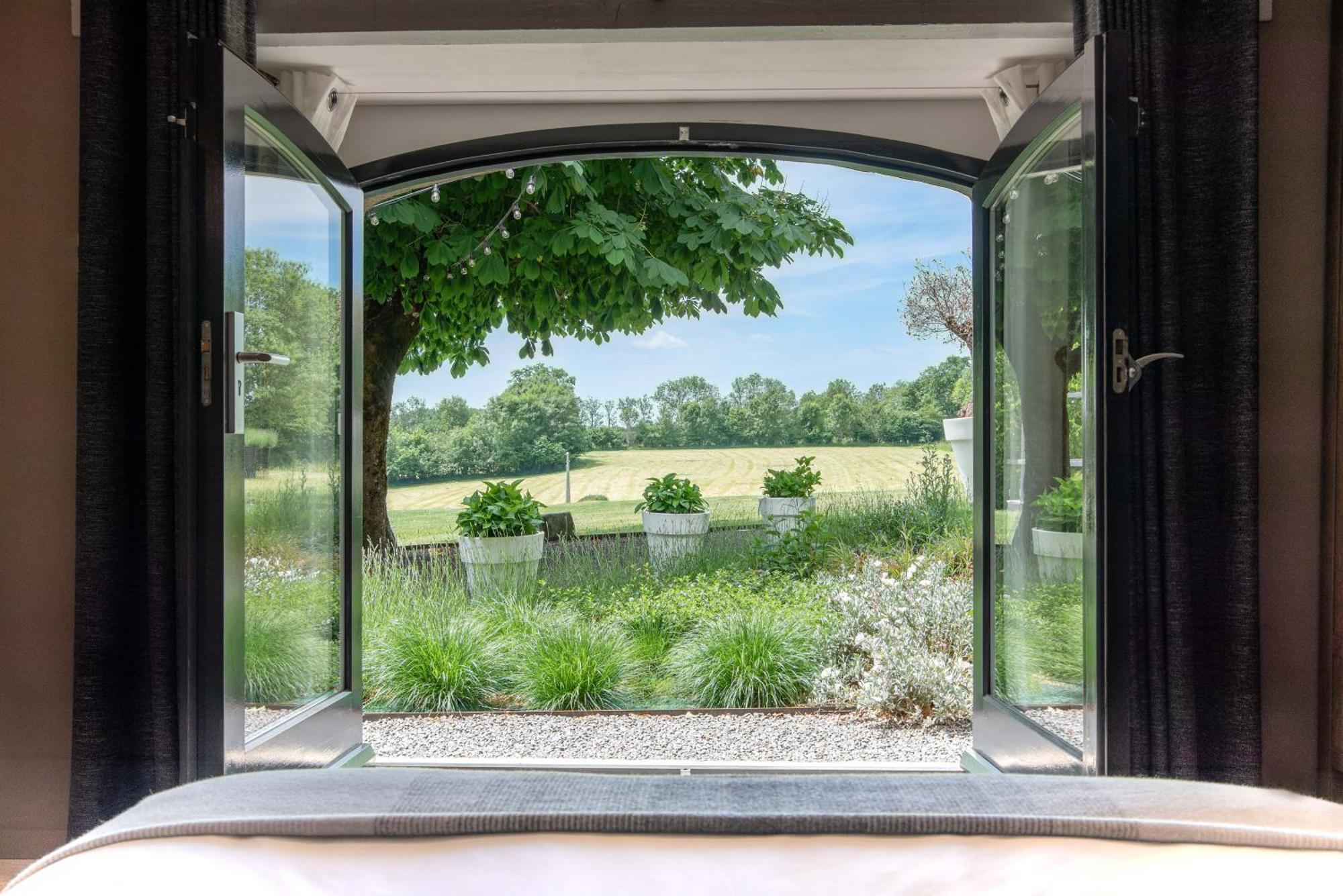 Maison De La Bonne Vie Therondels Zimmer foto